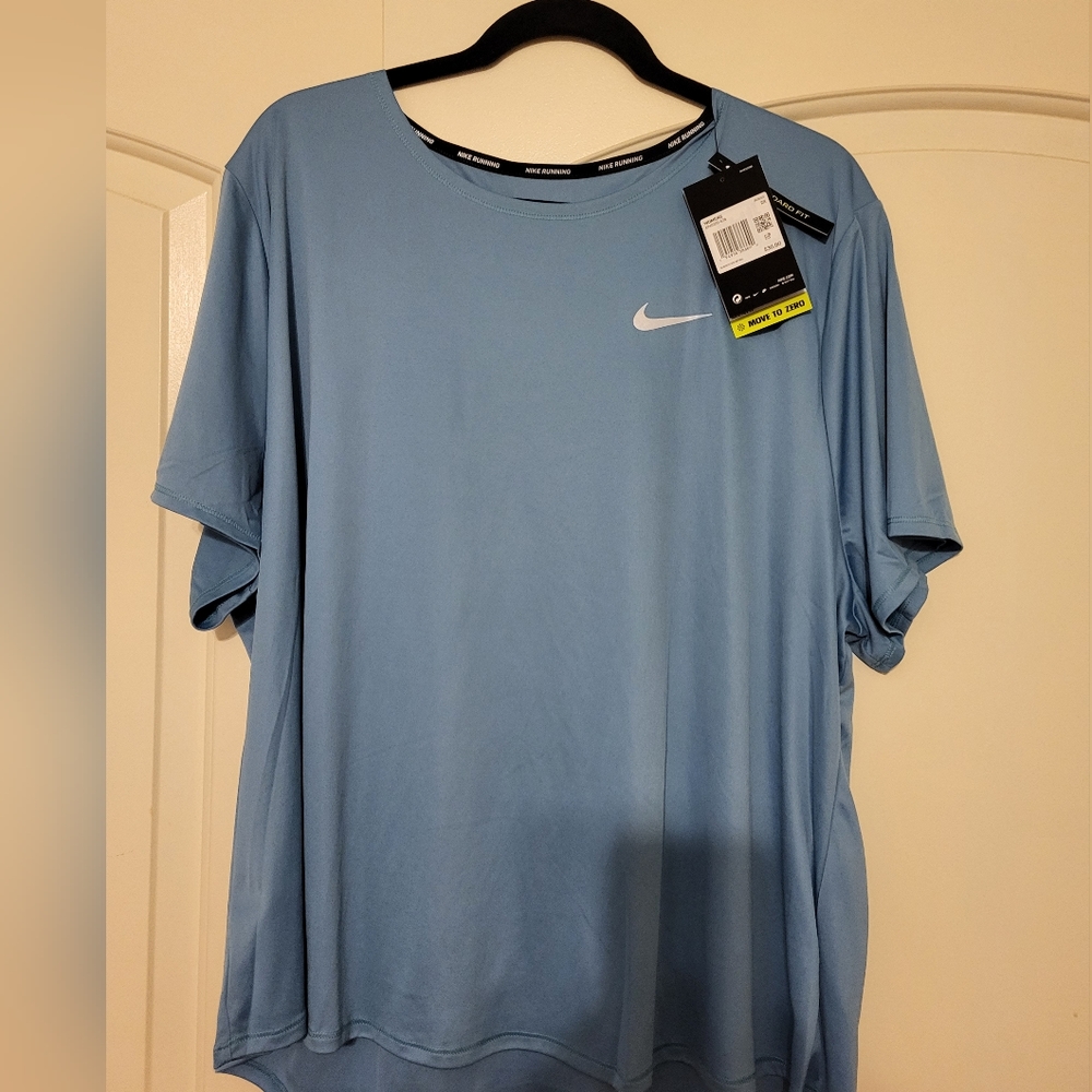 NWT NIKE Drifit 2X Shirt